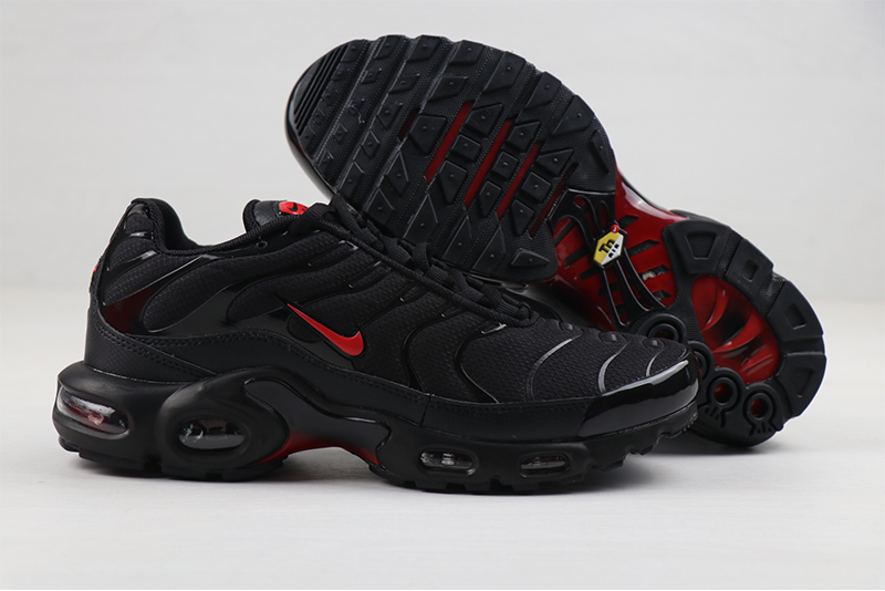 2020 Nike Air Max TN Plus Black Red Shoes